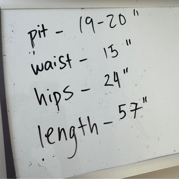 Waltah Clarke's Vintage Hawaiian Red Floral Maxi Dress Size Medium - Picture 14 of 15